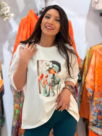 Bluze si camasi - Bluza din bumbac cu fetita pe fotoliu