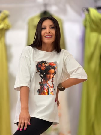 Bluze si camasi - Bluza din bumbac cu impimeu fetita cu flori colorate in par