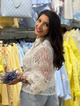 Bluza din dantela cu pietricele la gat [1]