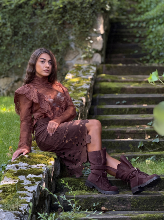 COLECTIA DE TOAMNA - Bluza din dantela cu volane si cordon in talie