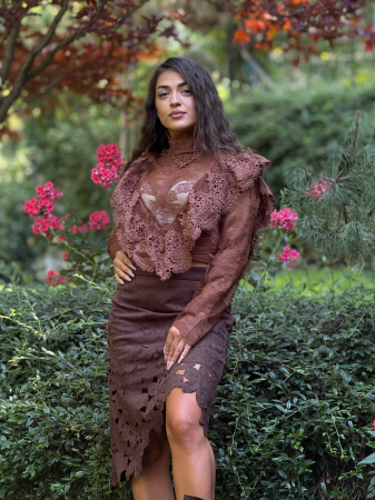 Bluza din dantela cu volane si cordon in talie [5]