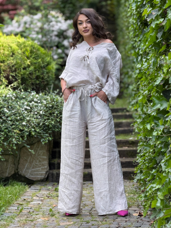 Bluze si camasi - Bluza din in cu decolteu in V