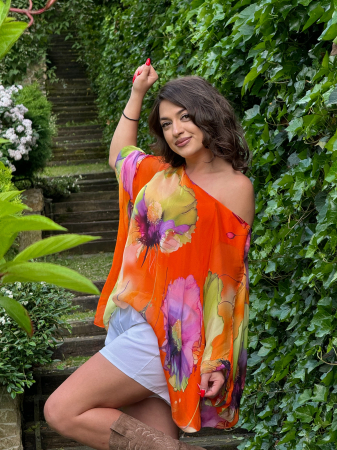 Noutati - Bluza din matase cu imprimeu floral