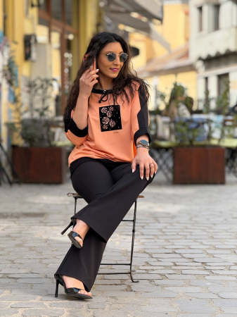 Bluza din vascoza cu detaliu in piept si snur la gat [7]