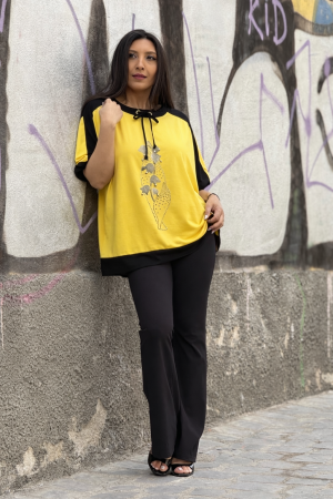 Bluza din vascoza cu detaliu in piept si snur la gat [1]