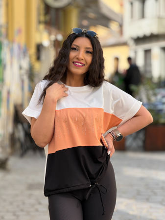 Imbracaminte de dama - Bluza din vascoza cu dungi si pietricele