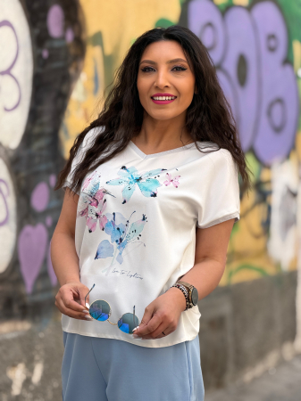 Imbracaminte de dama - Bluza din vascoza cu floricele