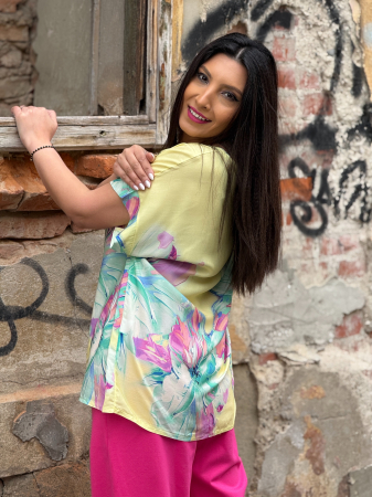 Bluza galbena cu imprimeu floare [4]