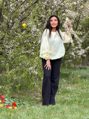 Bluza galbena cu maneci voluminoase [5]