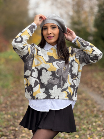 PULOVERE SI BLUZE - Bluza gri cu flori galbene