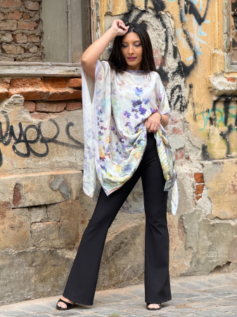 Bluza mov cu imprimeu flori de camp [1]