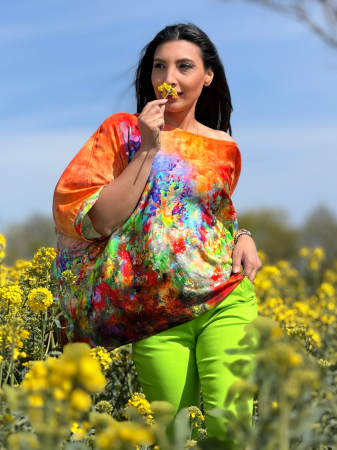 Bluze si camasi - Bluza portocalie in colturi cu print picasso