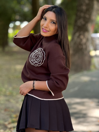 Bluza tricotata cu brosa floare [3]