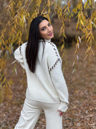 Bluza tricotata cu detalii decorative [3]