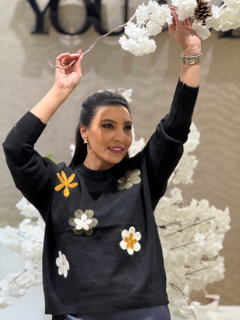 Promotii - Bluza tricotata cu imprimeu floricele