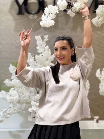 Bluze si camasi - Bluza tricotata pe gat