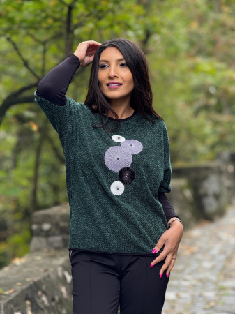 Bluza verde cu cercuri [2]