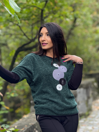 Bluza verde cu cercuri [4]