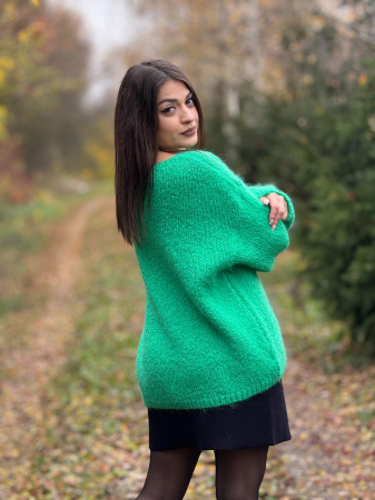 Bluza verde din mohair cu guler barcuta [3]