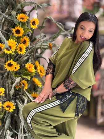 Imbracaminte de dama - Bluza verde olive cu dungi laterale
