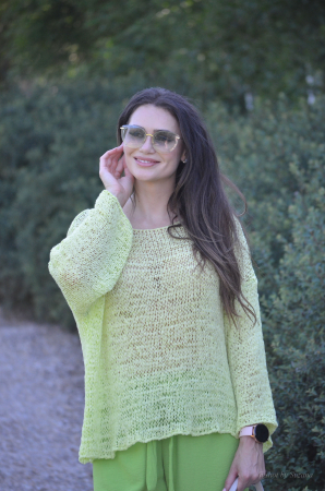 Imbracaminte de dama - Bluza verde perforata