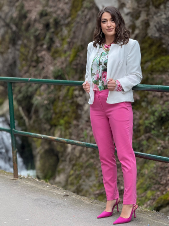 Sacou alb cu un nasture [1]
