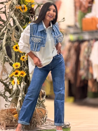 COLECTIA DE TOAMNA - Camasa alba cu vesta din denim si perle