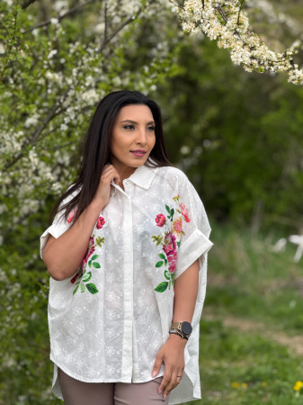 Camasa cu broderie florala si imprimeu floral amplu pe lateral [3]