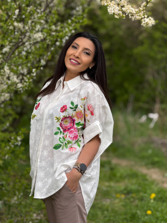 Noutati - Camasa cu broderie florala si imprimeu floral amplu pe lateral