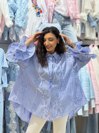 Imbracaminte de dama - Camasa cu dungi si aplicatii florale 3D