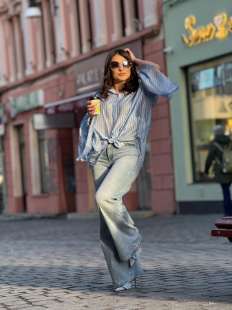 Camasa cu dungi si nasturi pe croi lejer [2]