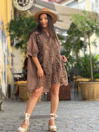 Bluze si camasi - Camasa cu nasturi si broderie florala