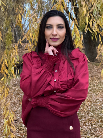 Camasa cu volane decorative si dantela [1]