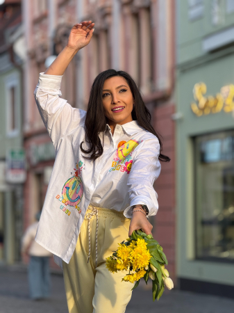 Cămașă damă lejeră cu guler clasic, mânecă reglabilă și imprimeu colorat tip smiley [2]