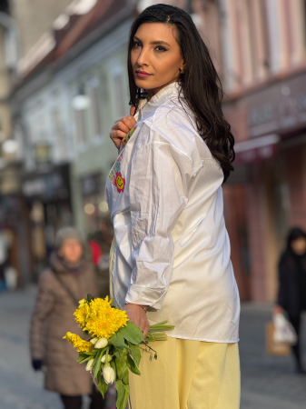 Cămașă damă lejeră cu guler clasic, mânecă reglabilă și imprimeu colorat tip smiley [4]