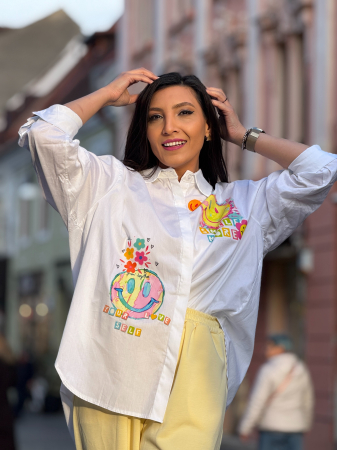 Cămașă damă lejeră cu guler clasic, mânecă reglabilă și imprimeu colorat tip smiley [1]