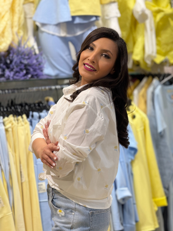 Camasa din bumbac cu floricele galbene brodate [5]