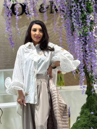 Camasa din bumbac cu maneca cu volane si flori aplicate [1]