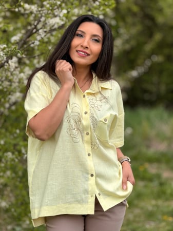 Noutati - Camasa galben pastel cu broderie florala