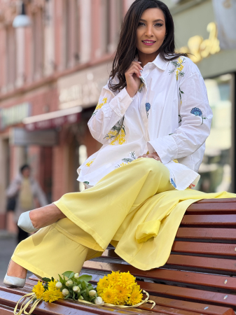 Camasa lejera cu broderii florale [2]