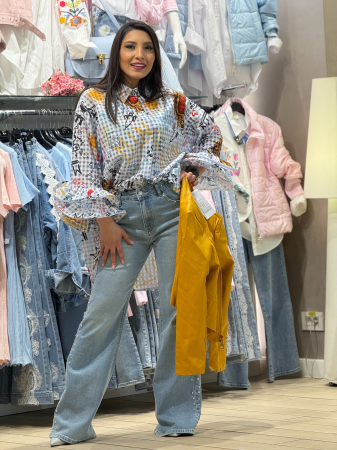 Camasa lejera cu imprimeu artistic, carouri si insertii grafice [2]