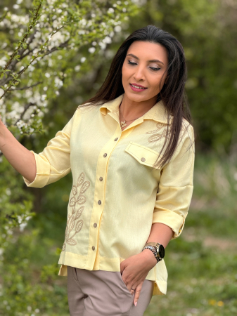 Camasa lejera din in cu accente artistice [2]