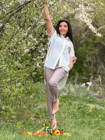 Camasa perforata si buzunar aplicat cu imprimeu floral [1]