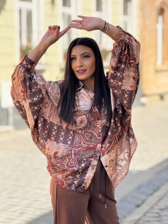 Imbracaminte de dama - Camasa satinata cu modele geometrice