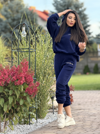 Compleu albastru cu bluza cu gluga [2]