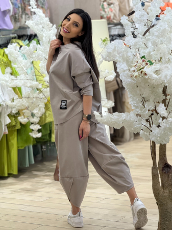 Compleu  cu  emblema [4]