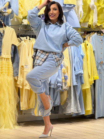 Compleu cu emblema pe maneca [2]