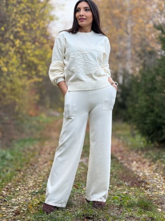 Imbracaminte de dama - Compleu cu floare mare