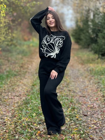 Imbracaminte de dama - Compleu cu floare mare