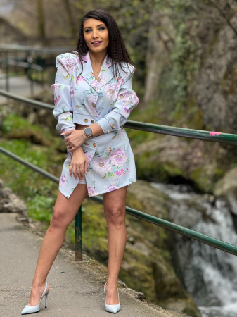 Compleuri si costume - Compleu cu fusta pantalon